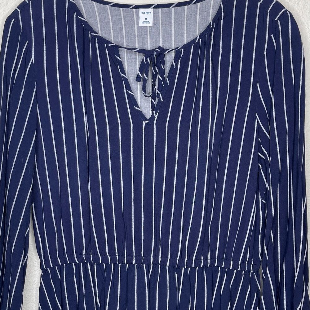 Old‎ Navy Dress - Picture 3 of 7